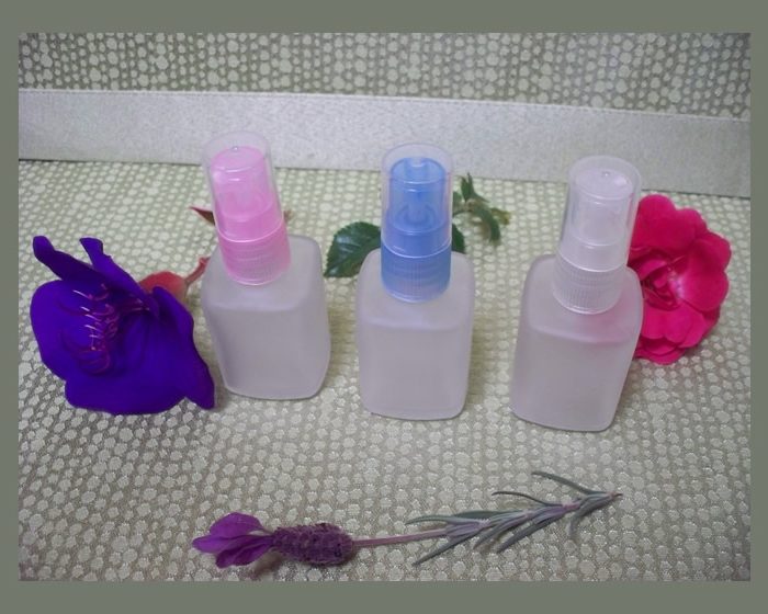 Perfume Screw On Fine Mist Natural, Blue, Pink Colors with 1 oz. Square Frosted Glass Bottles EMPTY